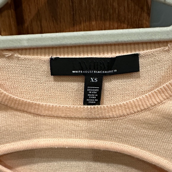 White House Black Market Peach Crew Neck Sweater - Picture 2 of 7
